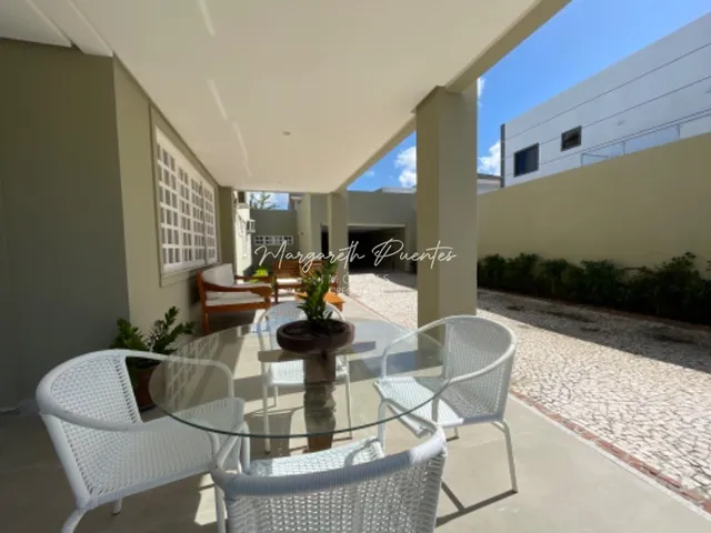 Imagem 15: Casa belíssima à venda, nascente, reformada, 4 suítes sendo a master bem ampla, em