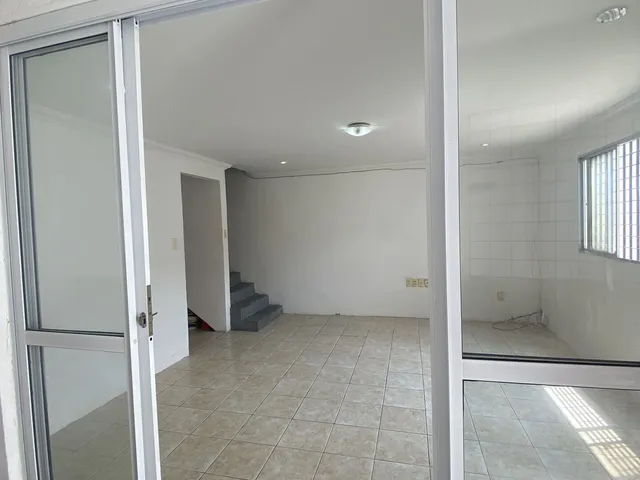Imagem 5: Casa Duplex para Alugar em Paulista com 2 Qts 2 Wcs