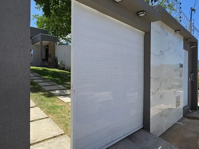 Imagem: A casa possui 3 Dormitórios, 3 Suítes, 3 Banheiros, 4
