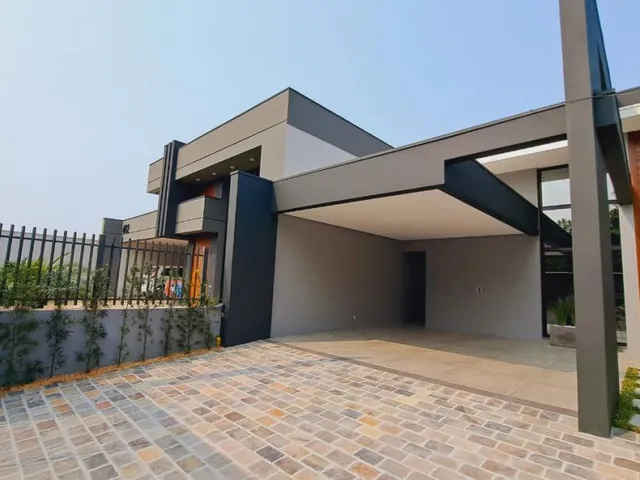 Imagem 2: Casa Plana À Venda no Centro de Estancia Velha- Rs
