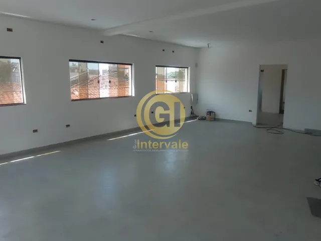 Imagem: A sala comercial possui 6 Banheiros, 3 Vagas na garagem,