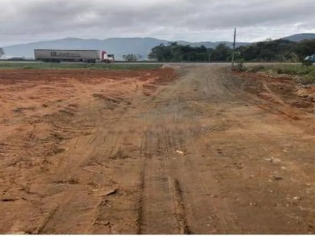 Imagem 9: Terreno industrial a venda em São José, SC, compactado, junto a BR101 e toda