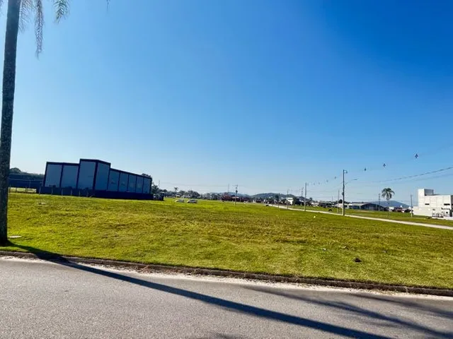 Imagem 9: Terrenos Industriais à venda em São José, SC, em Loteamento com total infraestrutura