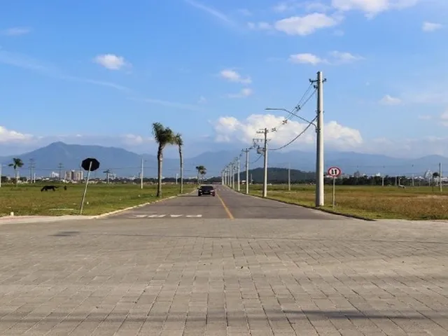 Imagem 3: Terrenos Industriais à venda em São José, SC, em Loteamento com total infraestrutura