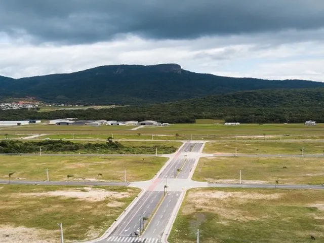 Imagem 7: Terrenos Industriais à venda em São José, SC, em Loteamento com total infraestrutura