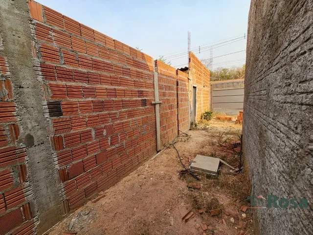 Imagem 5: Casa e salão comercial em construção