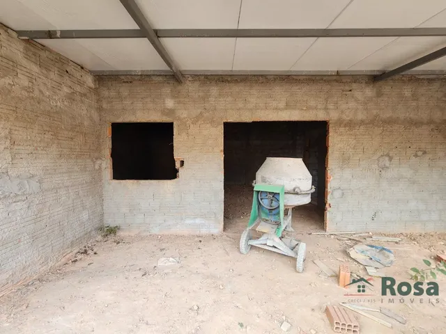 Imagem 2: Casa e salão comercial em construção