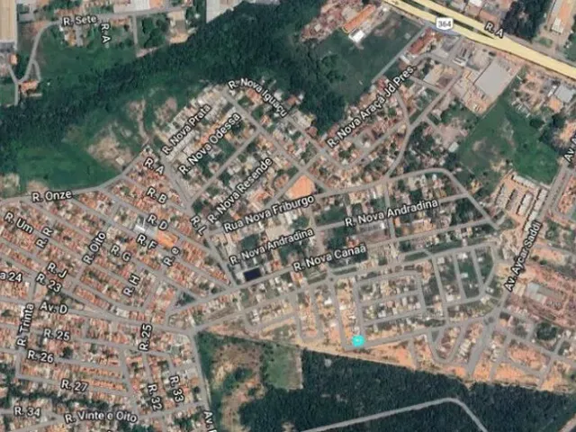 Imagem 14: Casa e salão comercial em construção