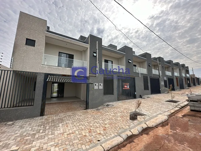 Imagem: Sobrado à venda no bairro Esmeralda - Cascavel/PR