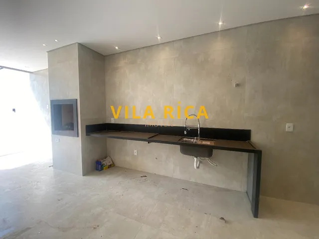 Imagem 3: Excelente Casa de Alto Padrão com 03 Suites,400M², Sala com Pé Direito Alto, Fino