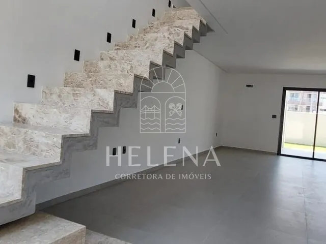 Imagem 2: Casa Alto Padrão com 3 Suítes nos Ingleses
