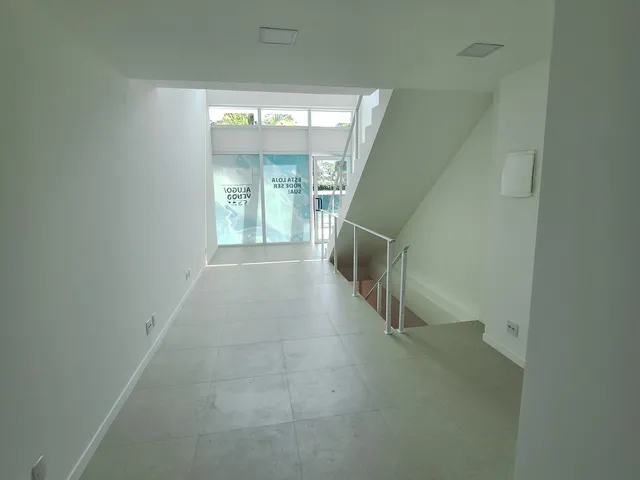 Imagem: Barra da Tijuca Loja Térrea Nova - Primeira