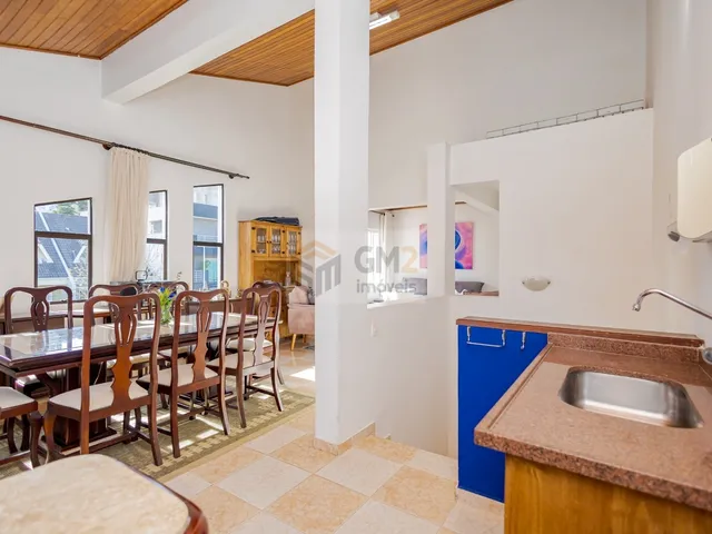 Imagem 5: Casa Sobrado Triplex, bairro Água Verde, Curitiba/PR