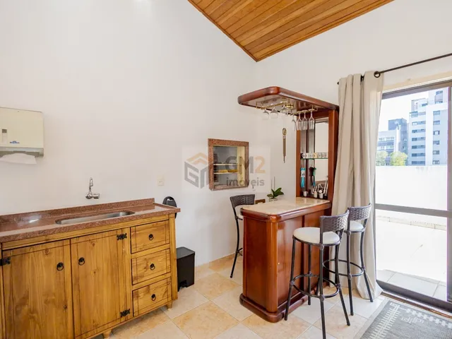 Imagem 4: Casa Sobrado Triplex, bairro Água Verde, Curitiba/PR
