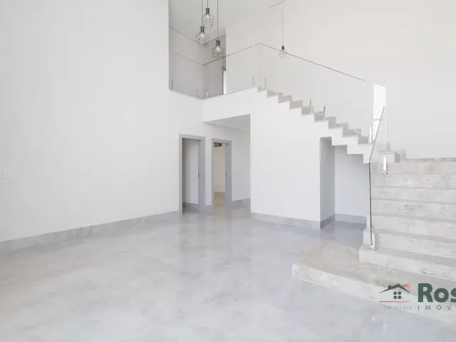 Imagem 4: Sobrado em Condomínio com 4 quarto(s) sendo 2 Suítes, no FLORAIS DO VALLE próximo do