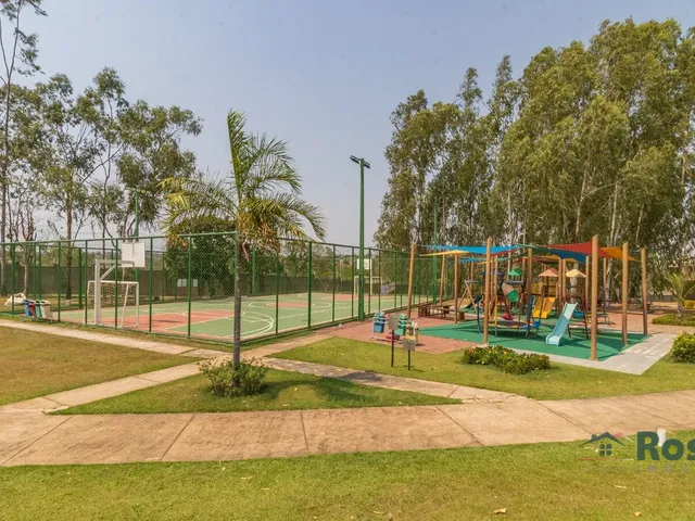 Imagem 16: Sobrado em Condomínio com 4 quarto(s) sendo 2 Suítes, no FLORAIS DO VALLE próximo do