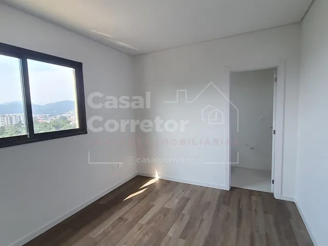 Imagem 11: Apartamento com 1 Suite e 1 Demi Suite