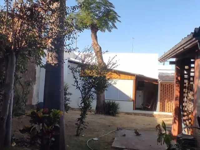 Imagem 1: Casa à venda no bairro Centro - Araguari/MG