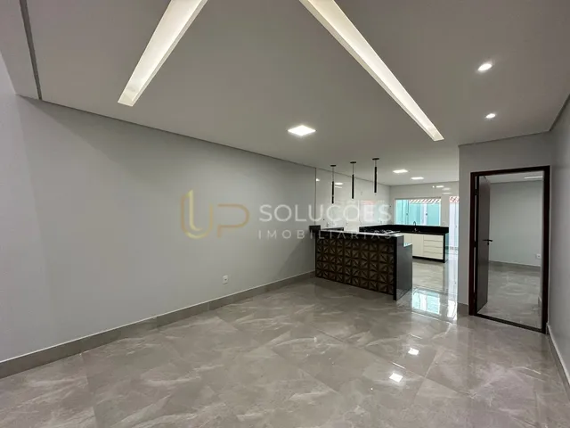 Imagem 7: Casa 3 Quartos (Suíte) + Área Gourmet C/ Piscina + Armários Planejados