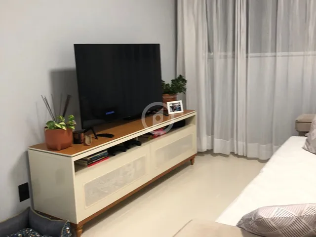 Imagem: Apartamento, 2 Dormitórios na Rua Silvio