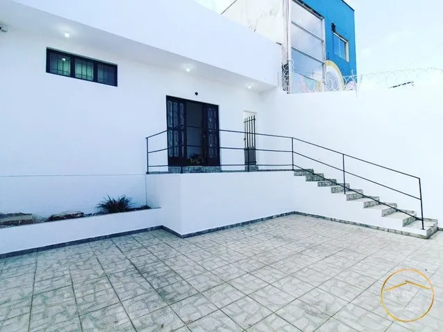 Imagem 2: Casa Comercial - Wanel Ville
