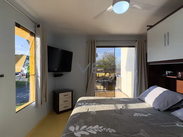 Imagem 16: Casa Triplex, com 3 Quartos, 179 M² Privativos, 4 Vagas de Garagem, no Água Verde