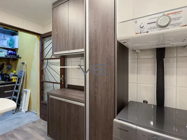 Imagem 4: Casa Triplex, com 3 Quartos, 179 M² Privativos, 4 Vagas de Garagem, no Água Verde