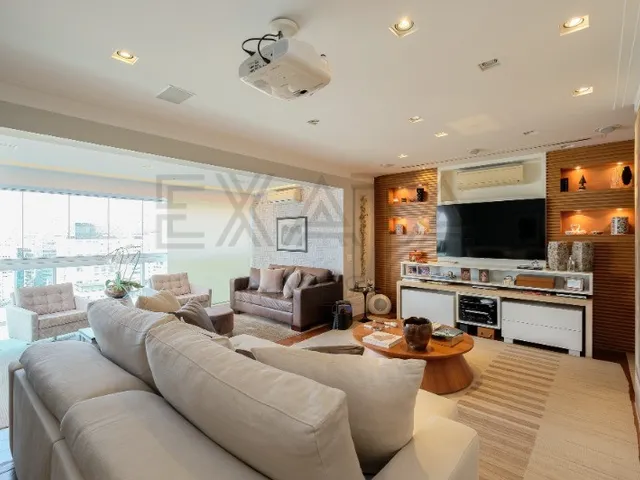 Imagem: O apartamento possui 3 Dormitórios, 1 Suíte, 4 Banheiros,