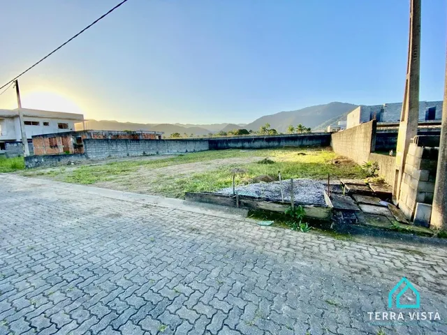 Imagem: Terreno a Venda em Condomínio Fechado em
