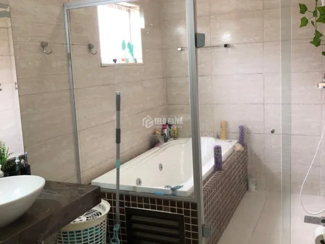 Imagem 2: Casa À Venda no Bairro Jardim Petrópolis - Cuiabá/Mt