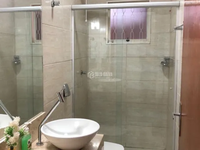 Imagem 8: Casa À Venda no Bairro Jardim Petrópolis - Cuiabá/Mt