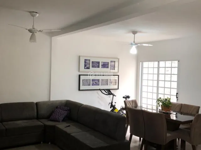 Imagem 10: Casa À Venda no Bairro Jardim Petrópolis - Cuiabá/Mt
