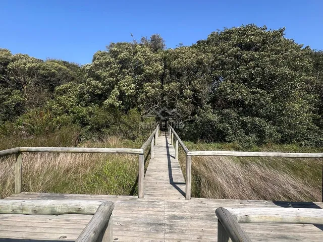 Imagem 12: Exclusiva casa na beira da lagoa de Ibiraquera