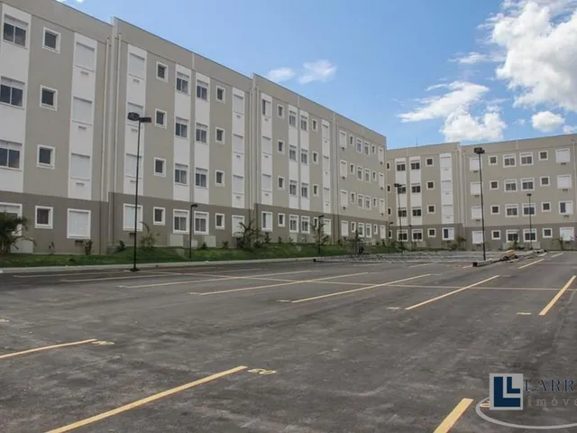 Imagem: O apartamento possui 2 Dormitórios, 1 Banheiro, 1 Vaga na