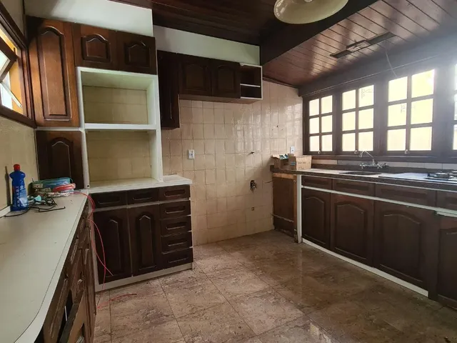 Imagem 12: Casa individual, com amplos ambientes e ótima localização