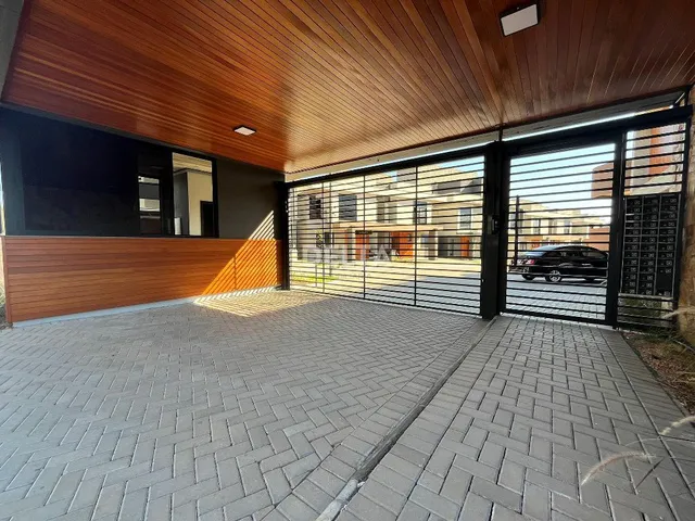 Imagem 2: Casa no condomínio Almaa, com 130 m² privativos, com 3 dormitórios sendo 1 suíte e 02