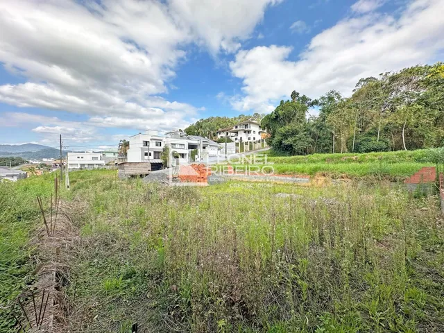 Imagem: Terreno com 450m², à venda no bairro Das