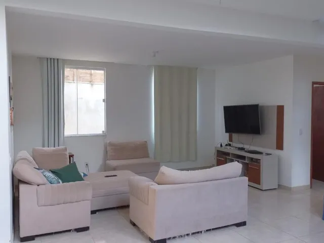 Imagem 2: Casa Duplex com 5 Quartos à Venda no Bairro Nova Guarapari - Guarapari/ES
