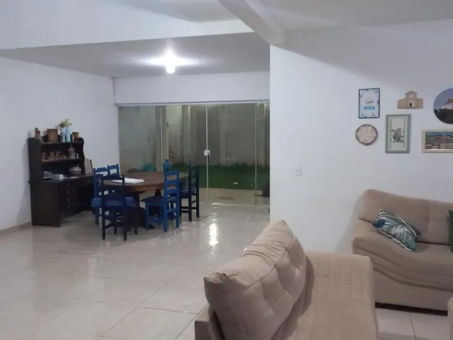 Imagem 3: Casa Duplex com 5 Quartos à Venda no Bairro Nova Guarapari - Guarapari/ES