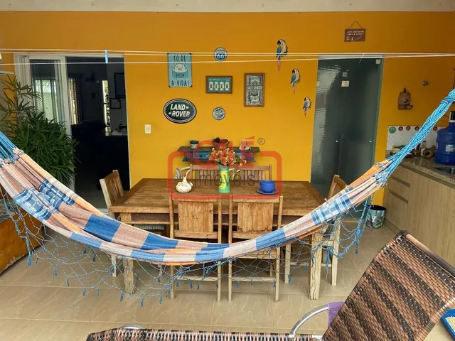 Imagem 5: Sobrado Espetacular com 3 Dorms (2 Suítes) e Piscina em Localização Privilegiada de
