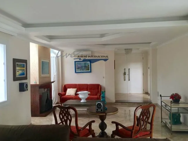 Imagem 10: Casa Alto Padrão para Alugar e Aluguel em Jurerê Internacional Florianópolis-Sc