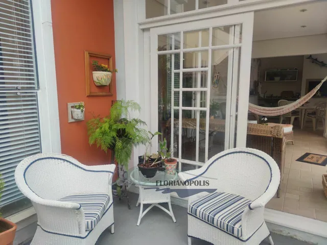 Imagem 13: Casa super charmosa em rua tranquila