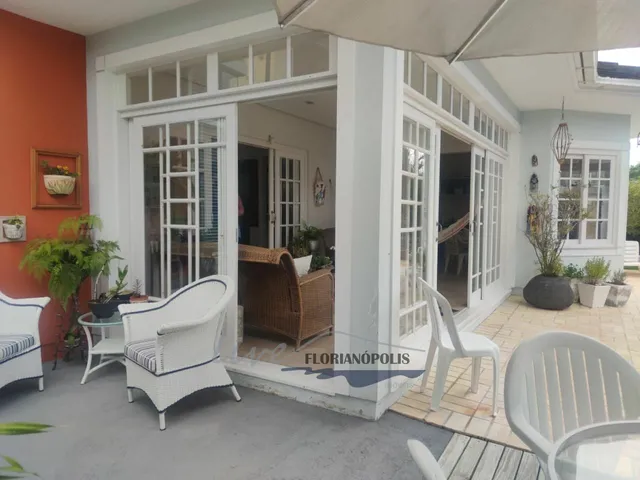 Imagem 5: Casa super charmosa em rua tranquila