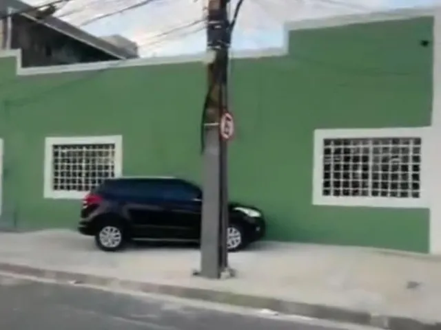Imagem: A loja possui 1 Banheiro, 250m² de Área Privada e está
