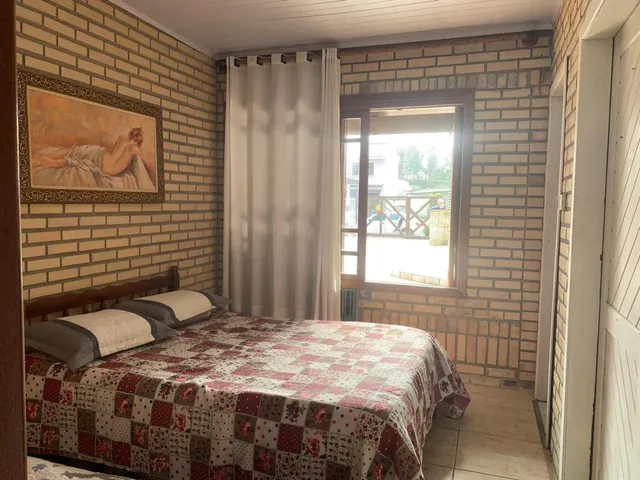 Imagem 5: Linda Casa de Alvenaria com Piscina e Quiosque em Tramandaí - Imperdível!