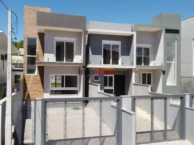 Imagem: Imóvel em Obras Sobrado À Venda em Igrejinha