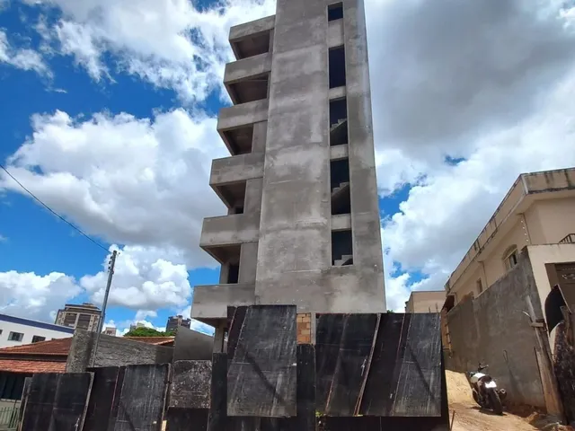 Imagem 11: Apartamento Alto Padrão à Venda - 115 m², 3 Quartos e Suíte