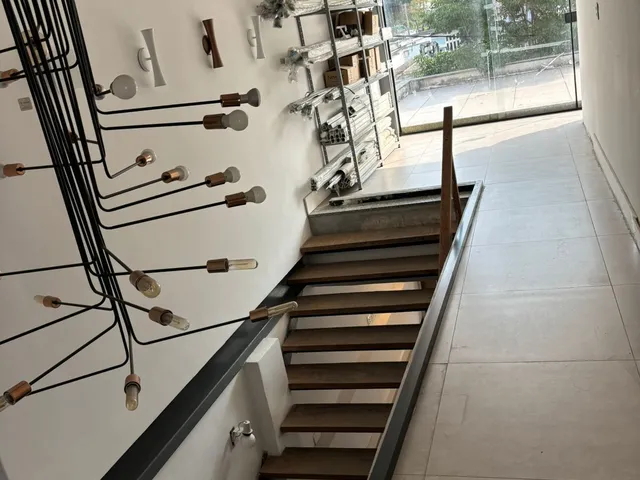 Imagem 14: Loja Comercial em Localização Estratégica de Niterói!