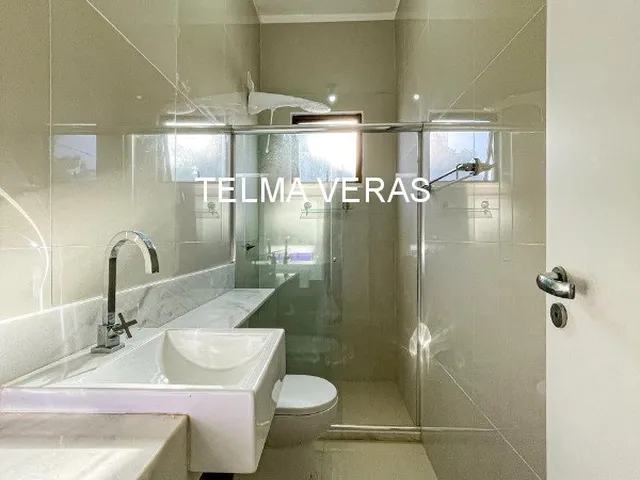 Imagem 16: Charmosa e Moderna com 5/4 Sendo 3 Suítes em Condomínio Fechado!