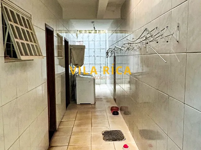 Imagem 5: Casa com 08 Quartos, 02 Suítes Sendo 1 com Closet, 832M²,Fino Acabamento, Área Verde
